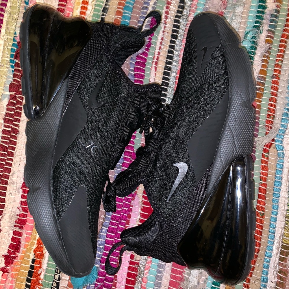 Nike Air Max 270